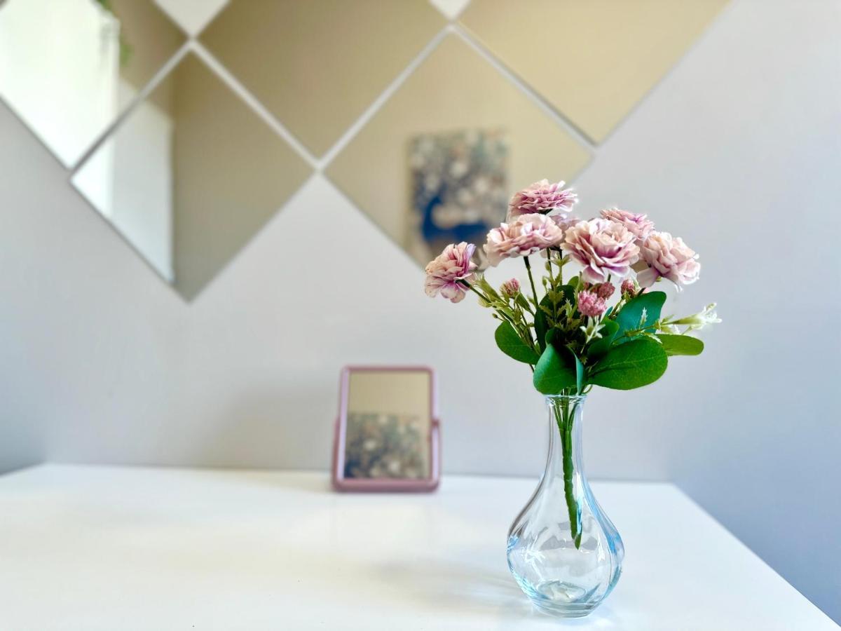 Mmrent Flora Room غدانسك المظهر الخارجي الصورة